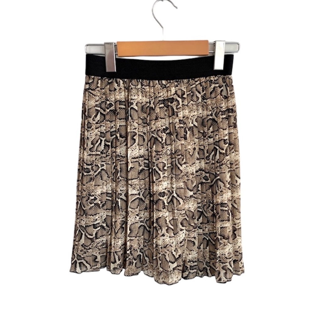 Snakeskin Pattern Pleated Mini Skirt